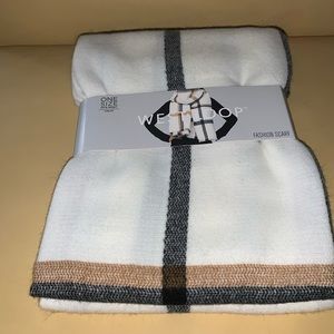 3/$20- WEST Loop Fashion Scarf